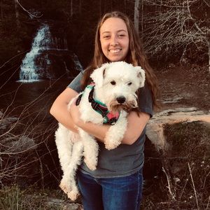 Meet your Posher, Michaela